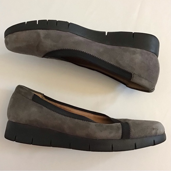 Clarks 10 Artisan Suede Women's Gray Suede Slip-On Comfort Shoes - Picture 8 of 11